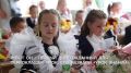 Первые звонки звенят сегодня по всему региону