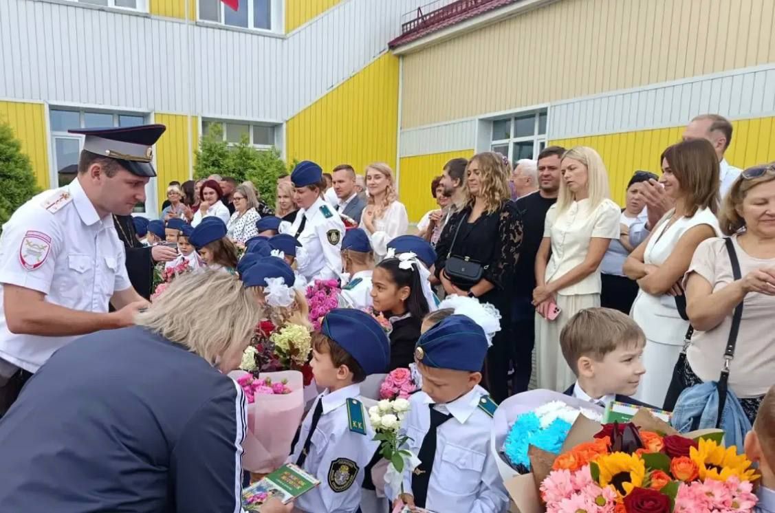 Руководители подразделений Госавтоинспекции в День знаний посетили липецкие образовательные организации Руководители подразделений Госавтоинспекции в День знаний посетили липецкие образовательные организации