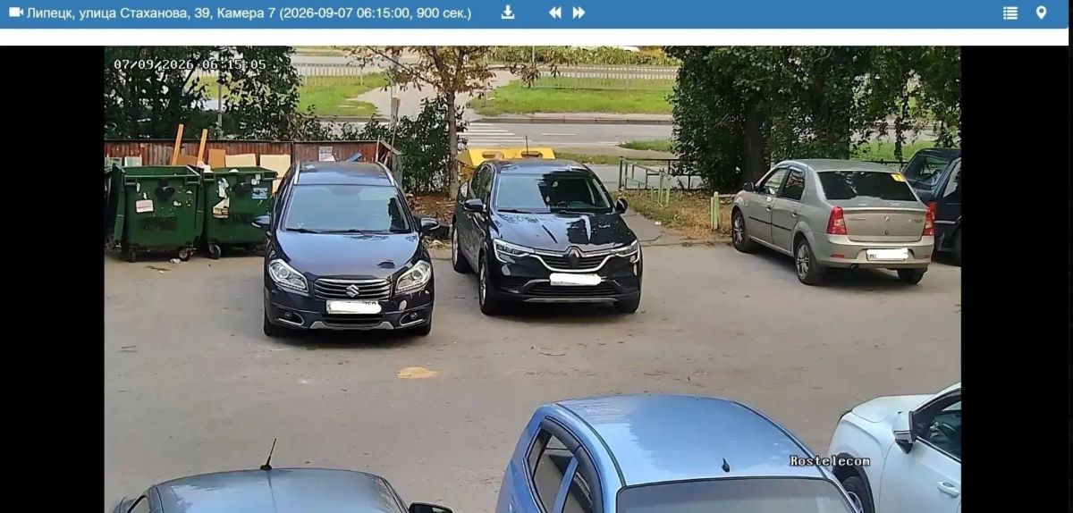 Не ставьте машины у мусорных баков Не ставьте машины у мусорных баков