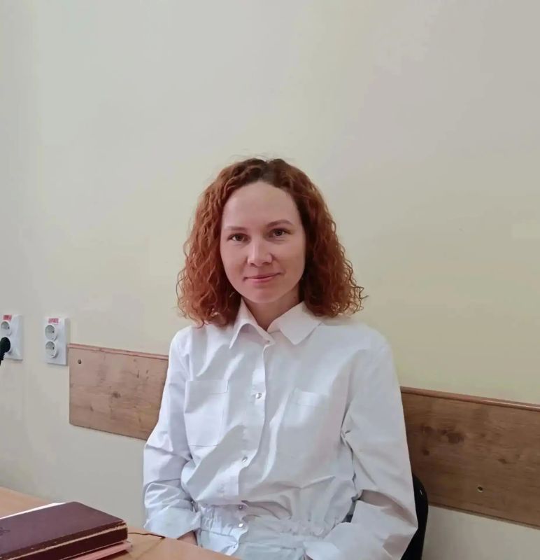 Восемь новых специалистов пополнили ряды елецких медиков Восемь новых специалистов пополнили ряды елецких медиков
