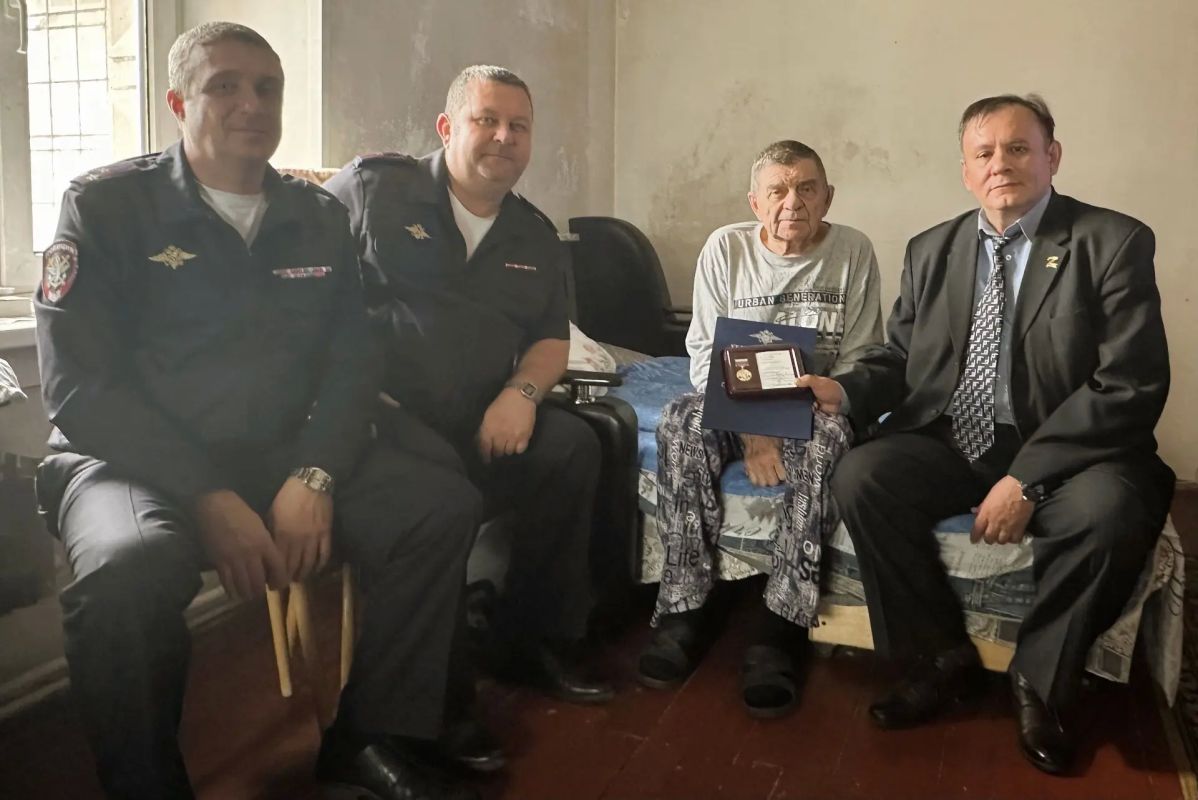 Три десятилетия в форме: путь Сергея Власова Три десятилетия в форме: путь Сергея Власова
