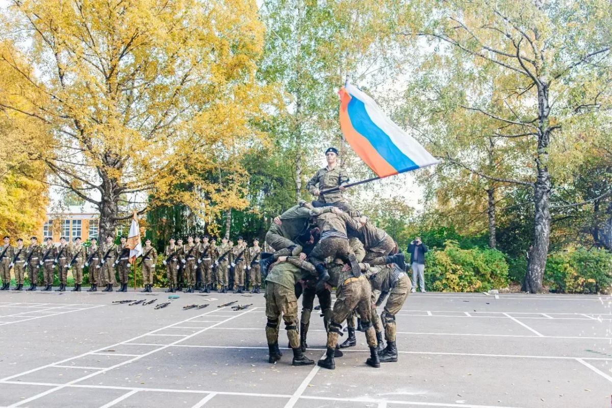 Новый шаг для юных кадетов Новый шаг для юных кадетов