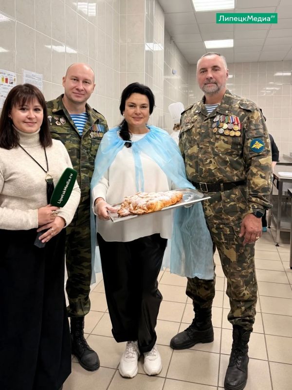 Липчане испекли пироги для бойцов СВО Липчане испекли пироги для бойцов СВО
