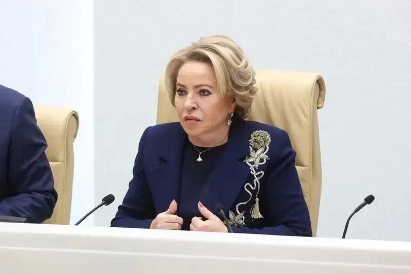 Евгения Уваркина: На пленарном заседании Совета Федерации мы с коллегами одобрили ряд важных законов